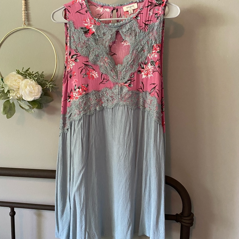 Cute, short, cool dress
